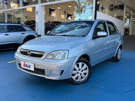 CHEVROLET CORSA 1.4 MPFI PREMIUM SEDAN 8V FLEX 4P MANUAL CHEVROLET CORSA 1.4 MPFI PREMIUM SEDAN 8V FLEX 4P MANUAL